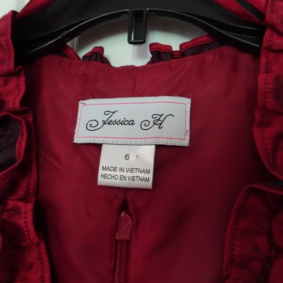 Wine Size 6 Party/Cocktail Dress-Ruffle-Belt - Picture 3 of 8